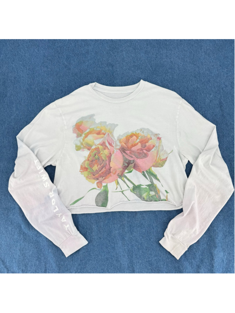ASO Taylor Swift Official Lover Cropped Long Sleeve Tee Glitter Roses Swiftie M